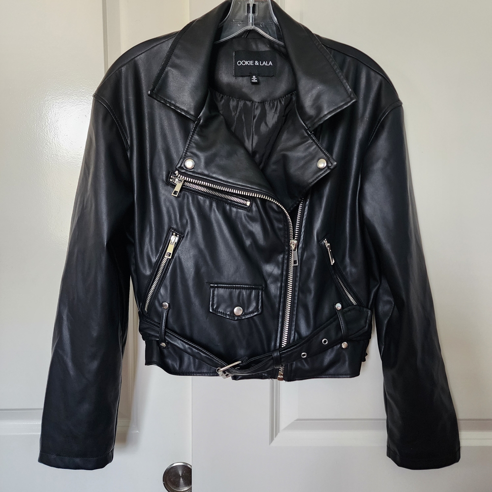 Ookie & Lala Women's Classic Black Faux Leather Jacket